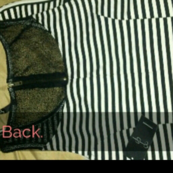 Jessica Simpson Cropped Sportswear - Picture 2 of 2